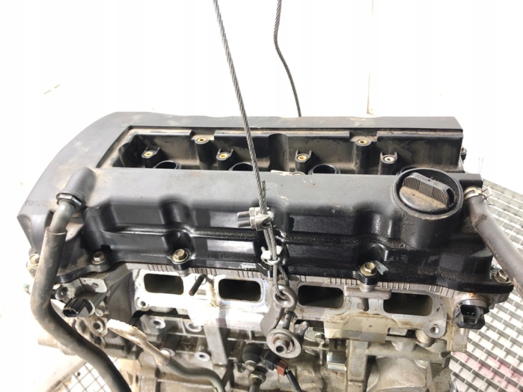 Moteur 4B12 — vue 2