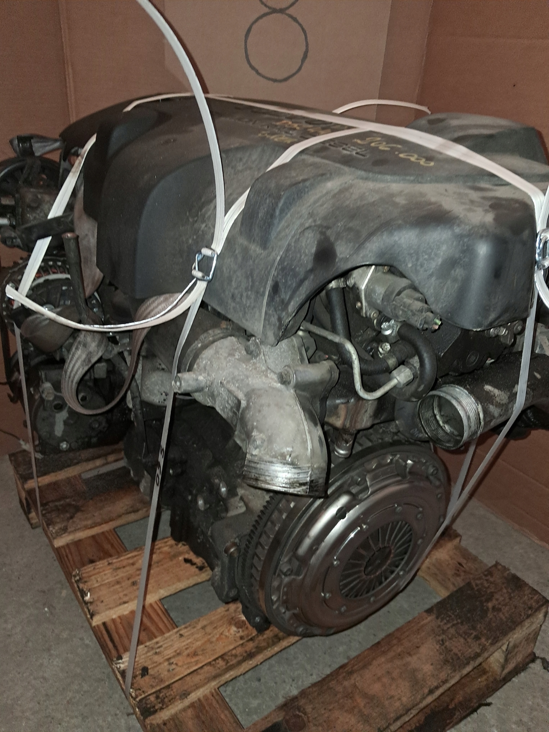 Moteur D 5244 T — vue 11