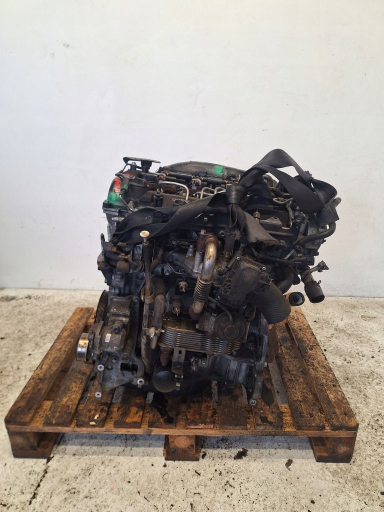 Moteur 4N13 — vue 1