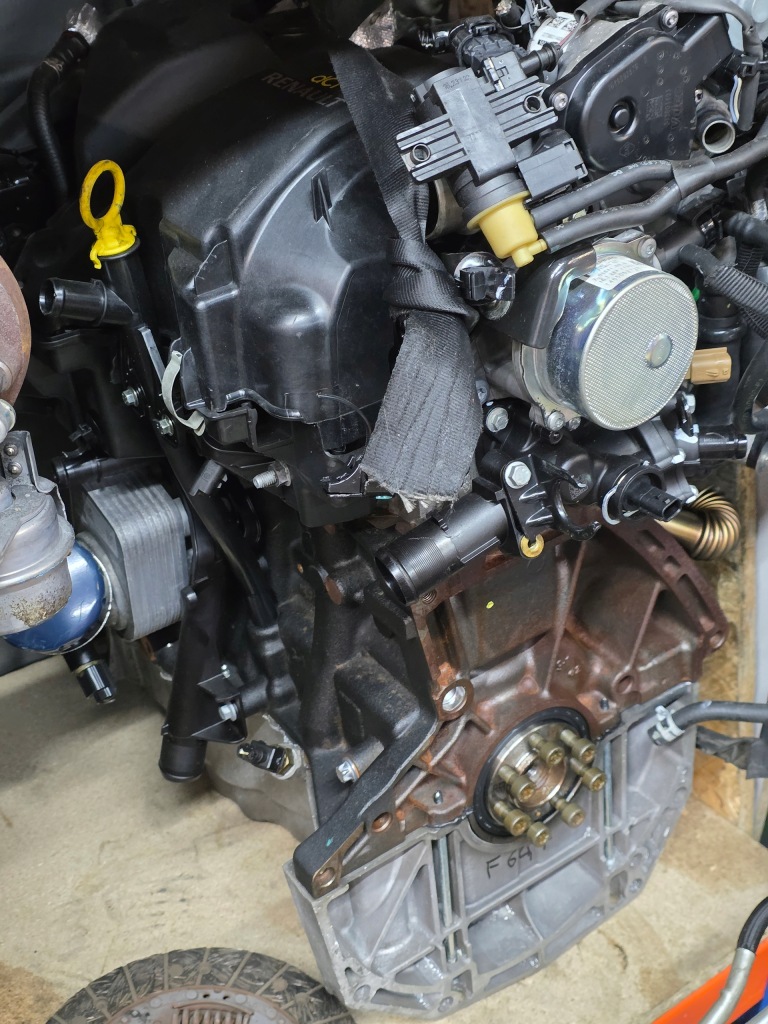 Moteur K9K — vue 1