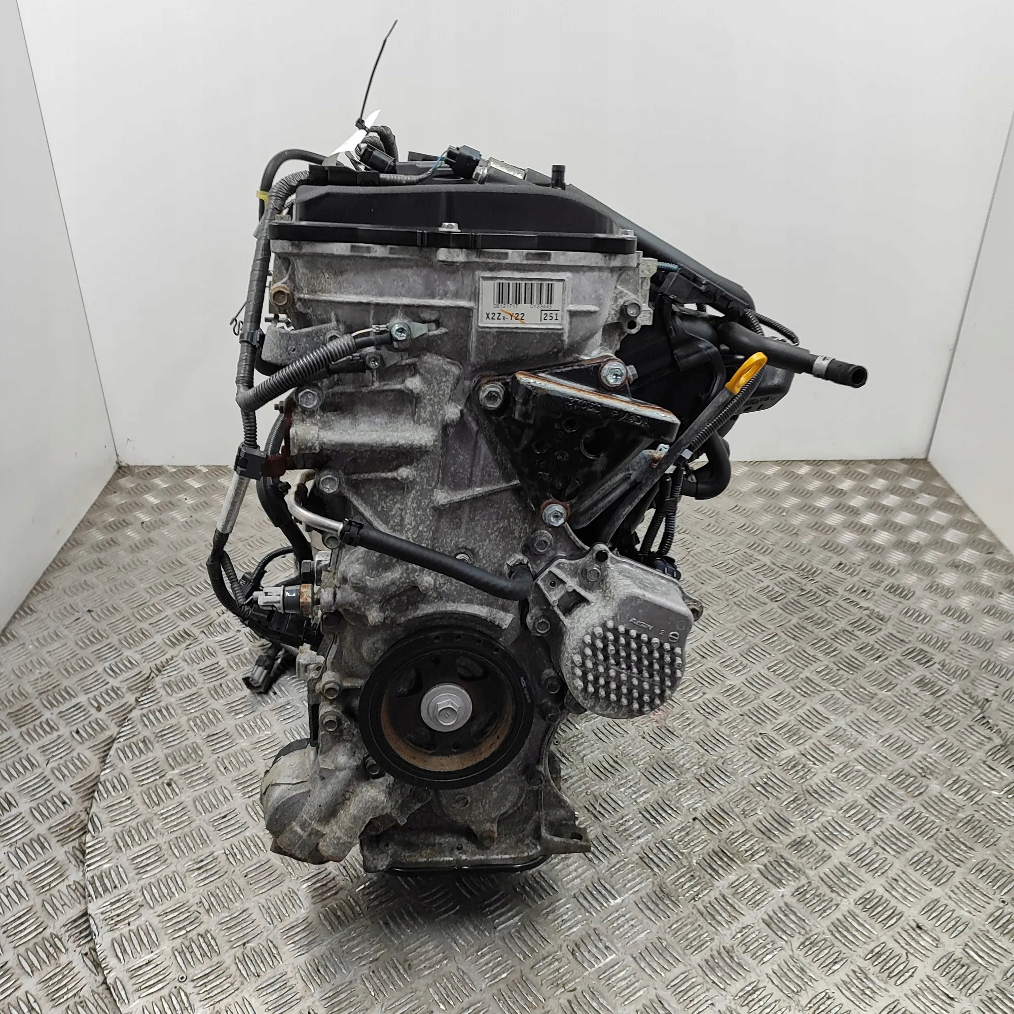 Moteur 2ZR-FXE — vue 2