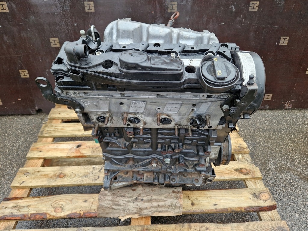 Moteur CBAA — vue 1