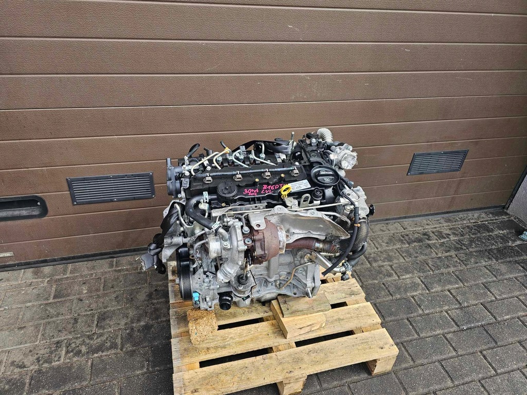 Moteur B 16 DTH (DV6FC) — vue 2