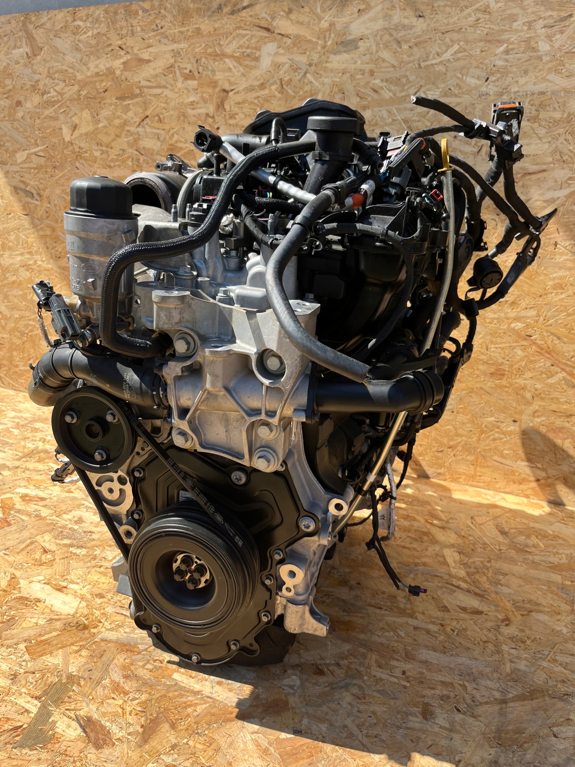 Moteur 204DTD(AJ21D4) — vue 5