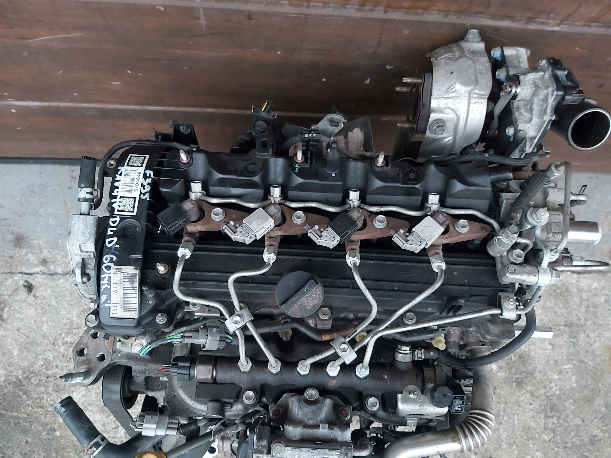 Moteur 1AD-FTV — vue 3