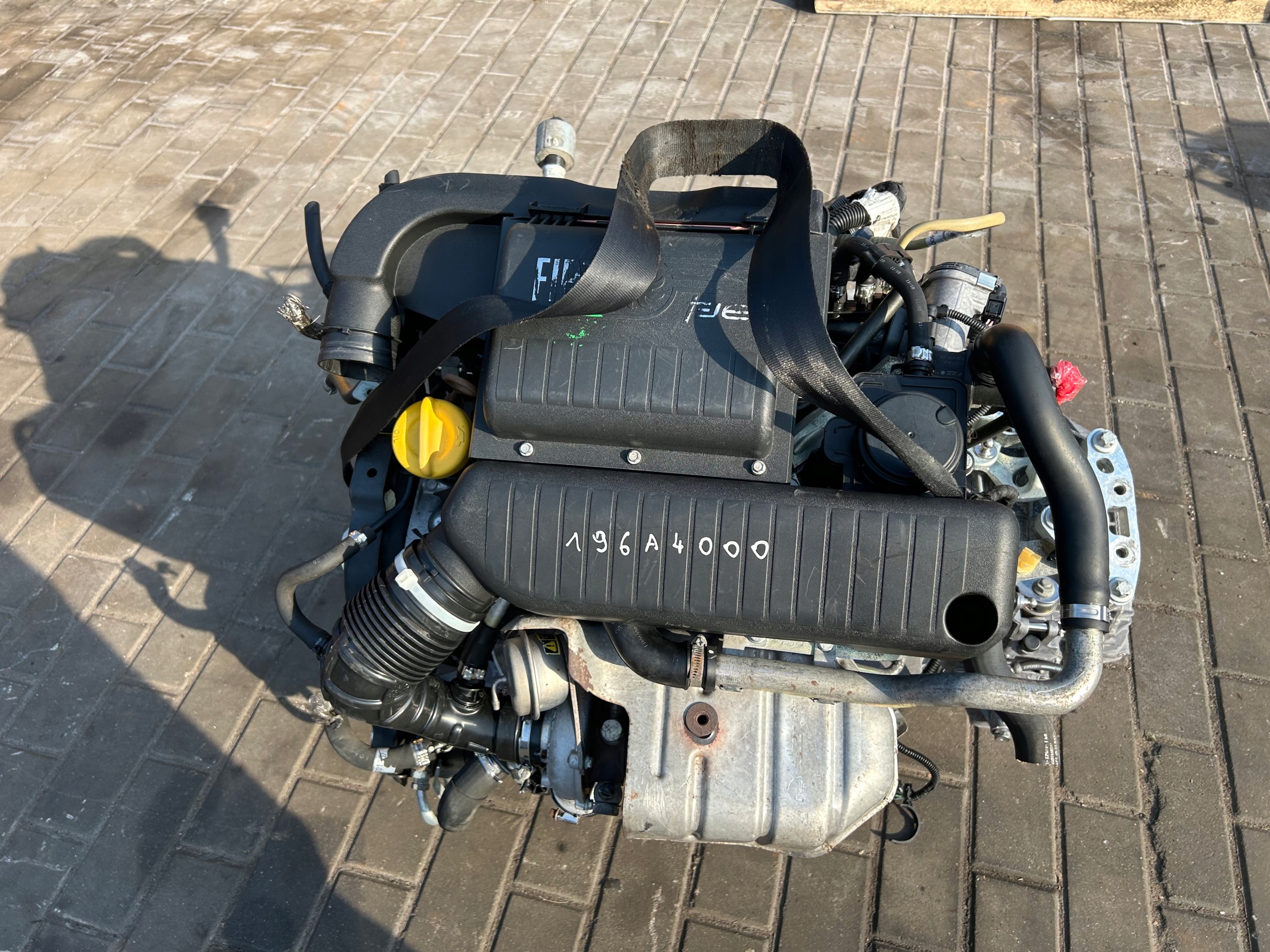 Moteur 198 A4.000 — vue 4