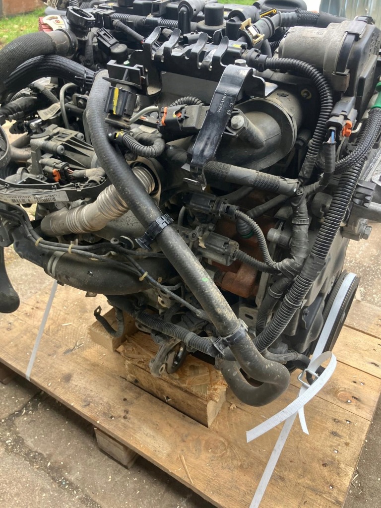 Moteur 9HC (DV6C) — vue 4