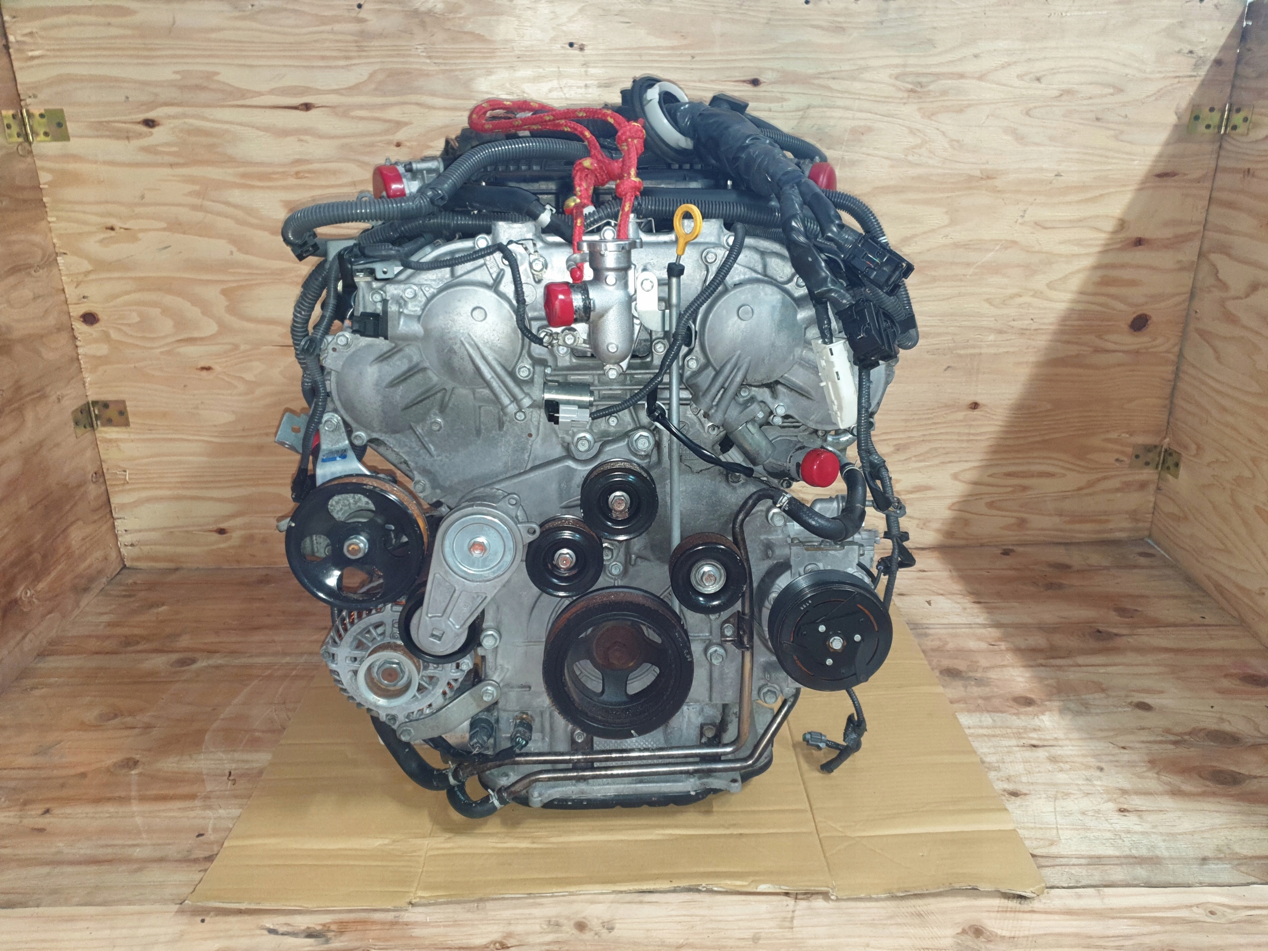 Moteur VQ37VHR — vue 1