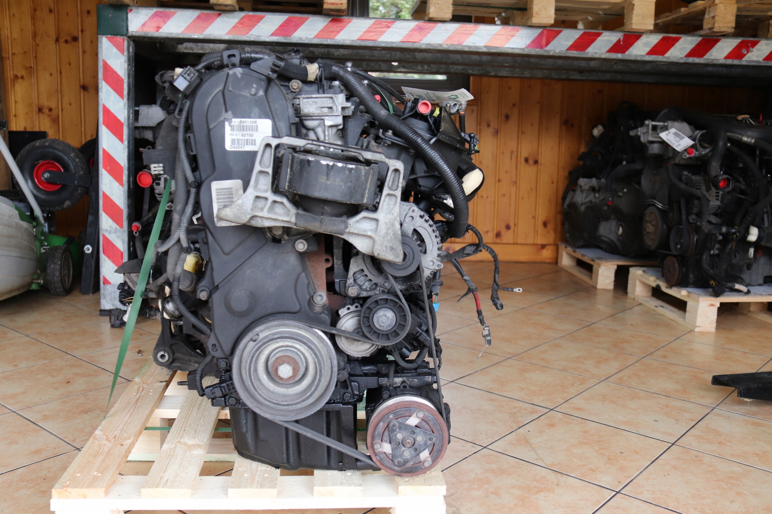 Moteur D 4204 T — vue 3