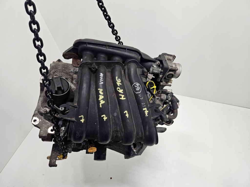 Moteur HR16DE — vue 1