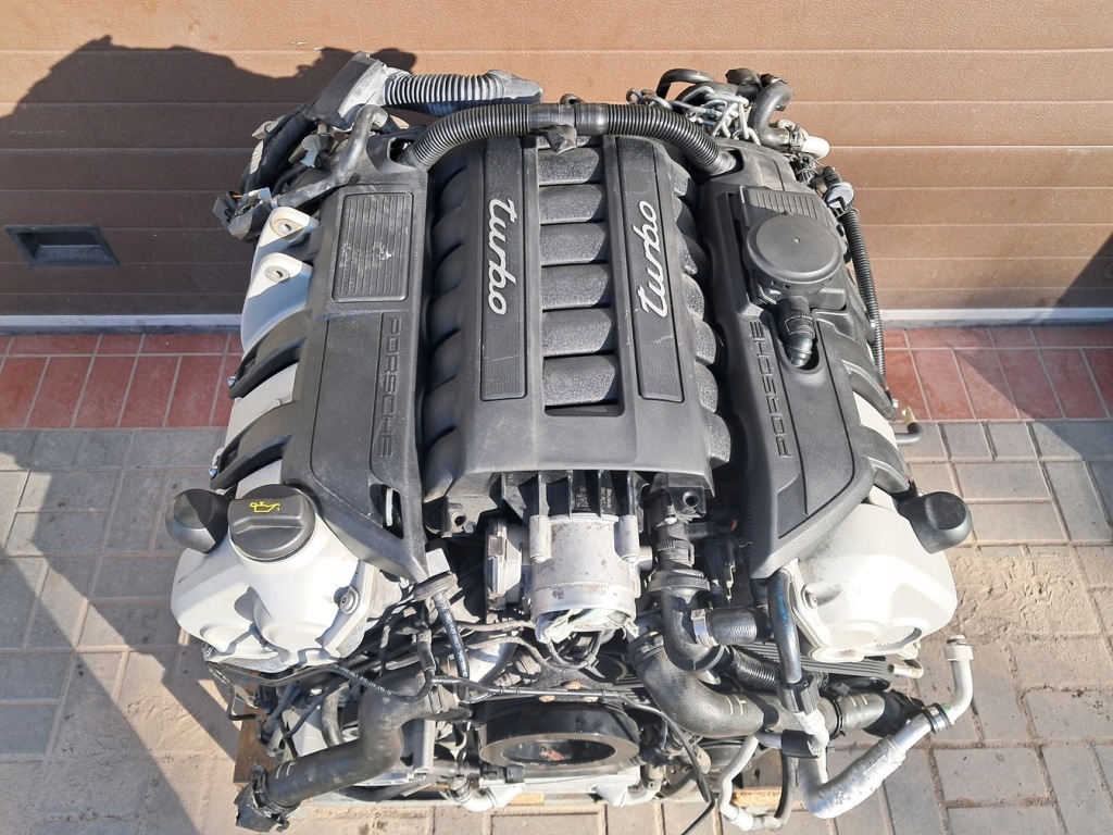 Moteur M 48.70 — vue 1