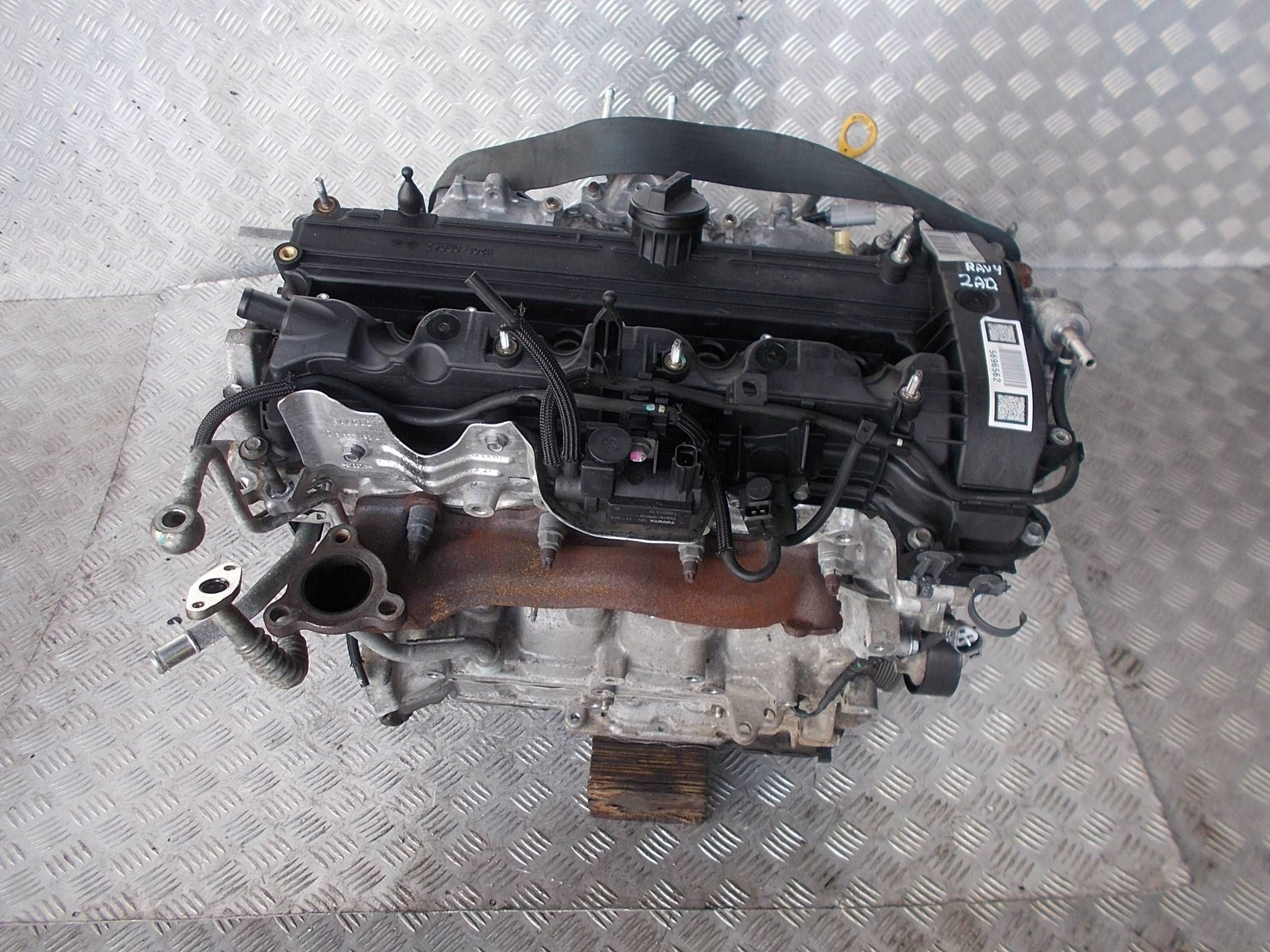 Moteur 2AD-FHV — vue 2