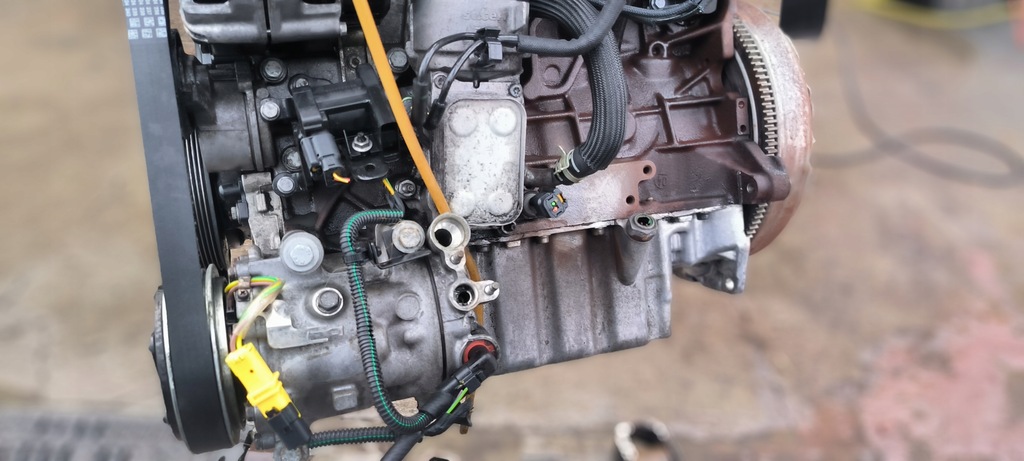 Moteur RHF (DW10BTED4) — vue 4