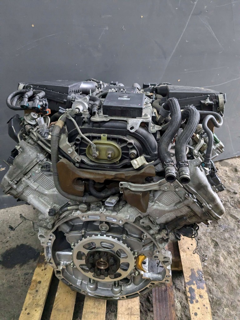 Moteur 1UR-FSE — vue 3