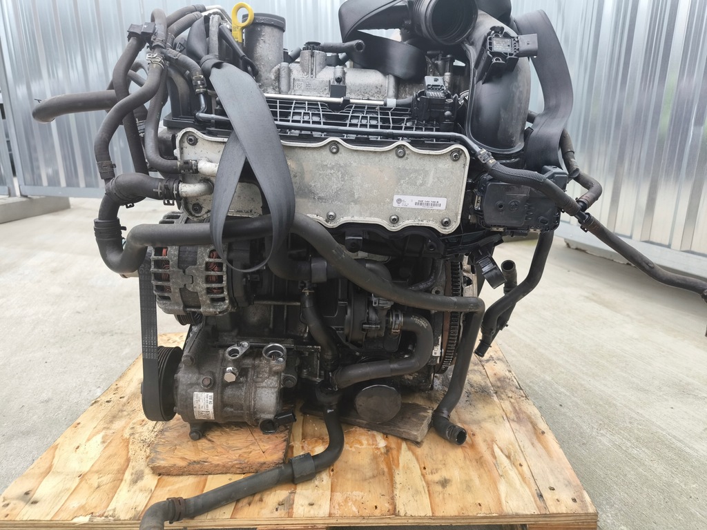 Moteur CZCA — vue 6