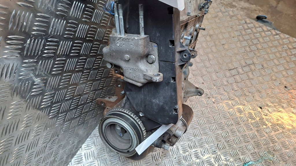 Moteur 169 A4.000 — vue 3