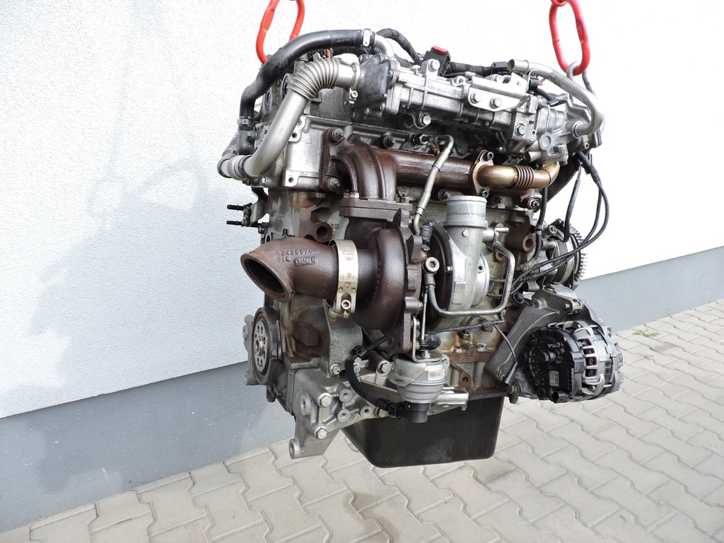 Moteur F1CE3481K — vue 1