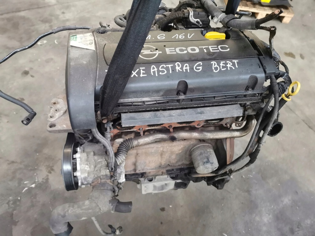 Moteur Z 16 XE1 — vue 1
