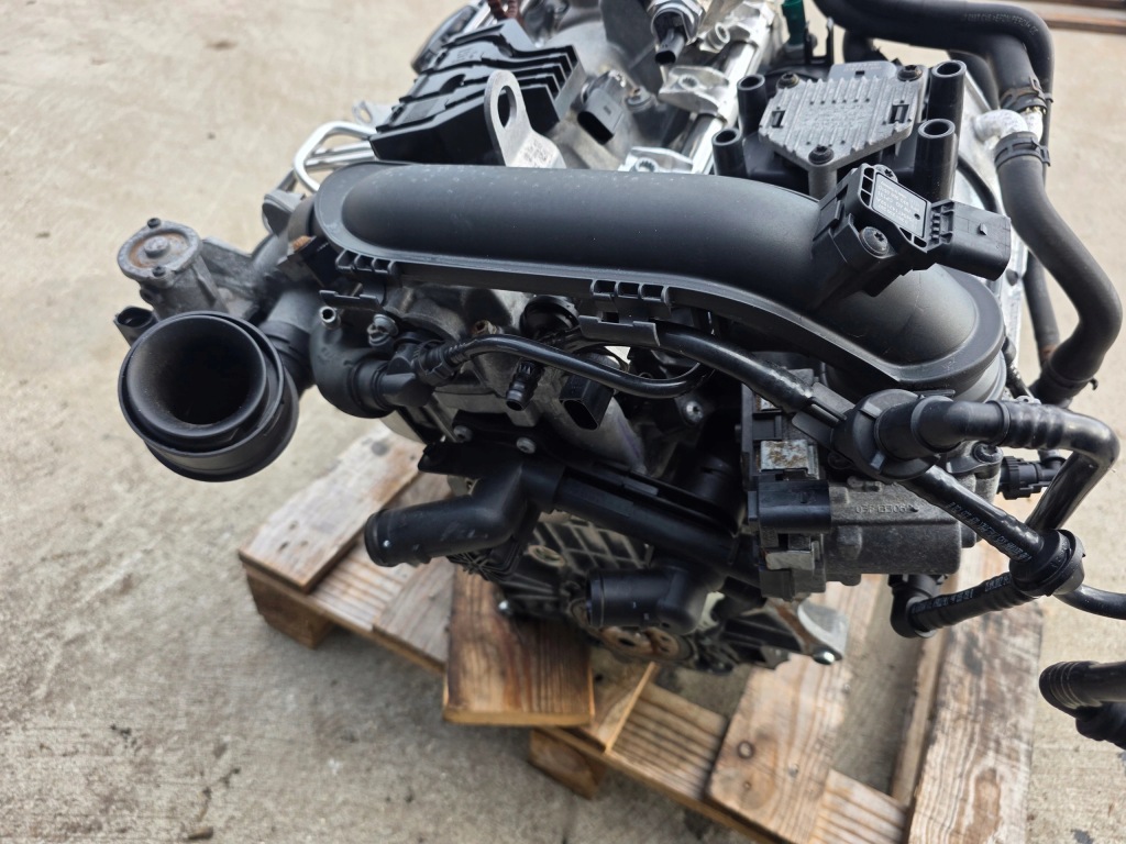 Moteur CBZA — vue 5