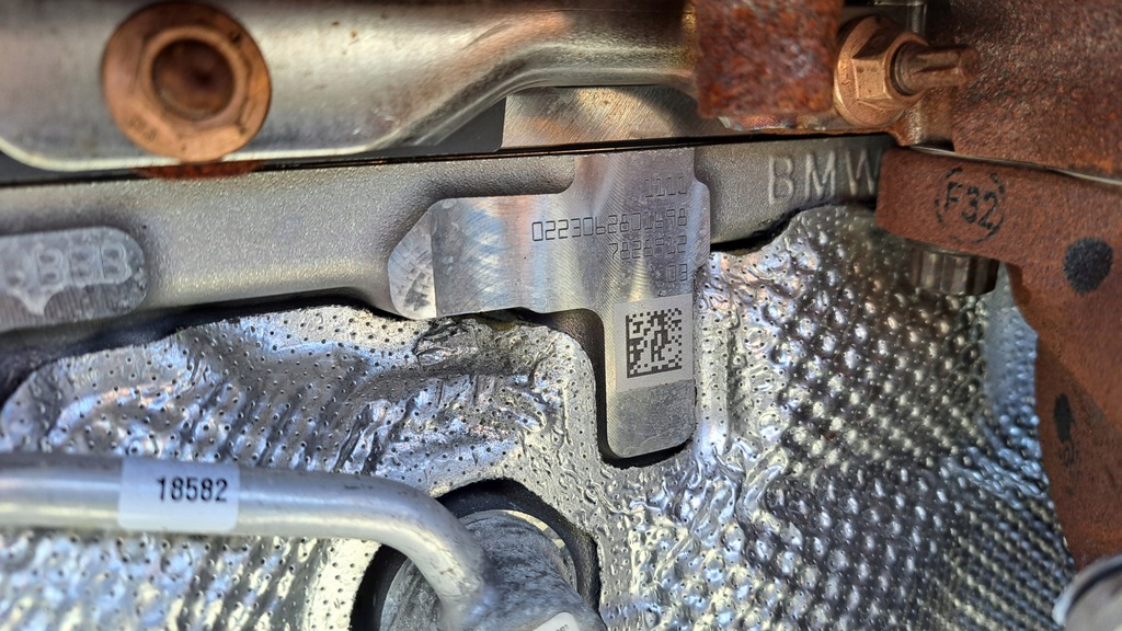 Moteur B57 D30 B — vue 3