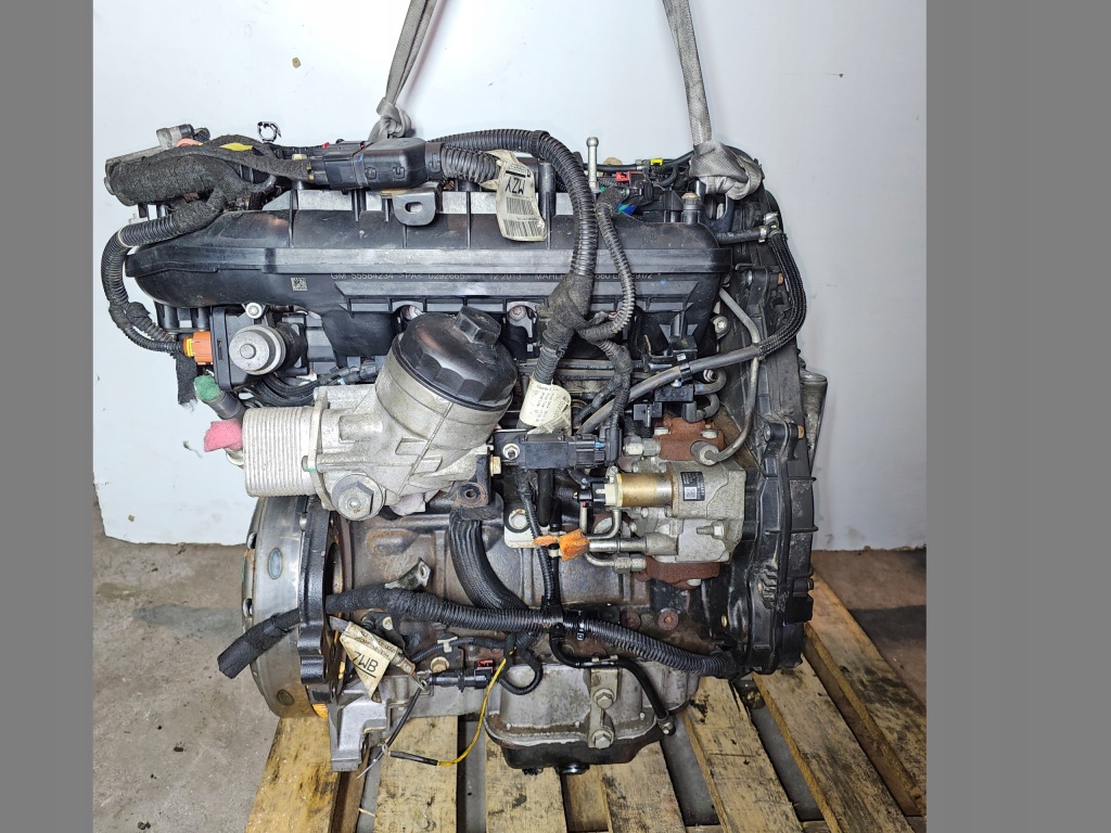 Moteur A 17 DTS — vue 4