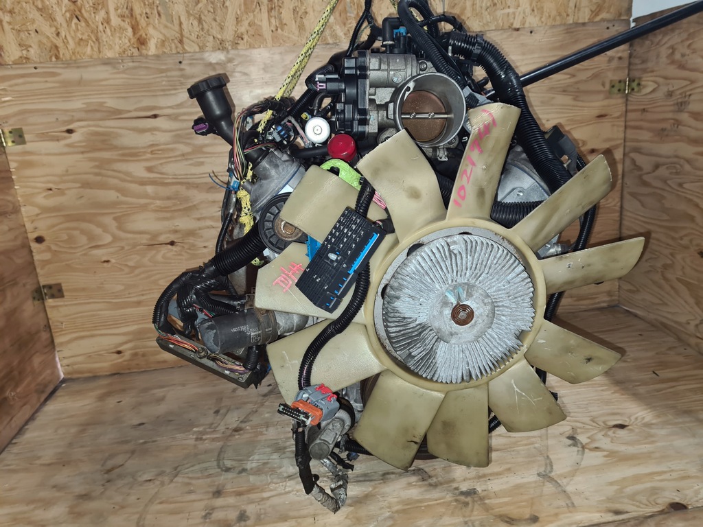 Moteur LQ4(364CUV8) — vue 2