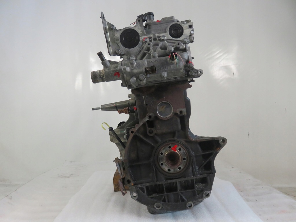 Moteur F4R 740 — vue 2