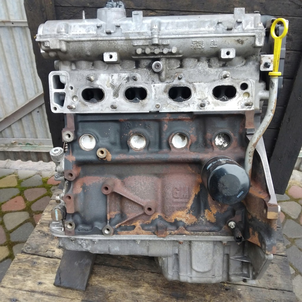 Moteur Y 16 XE — vue 1