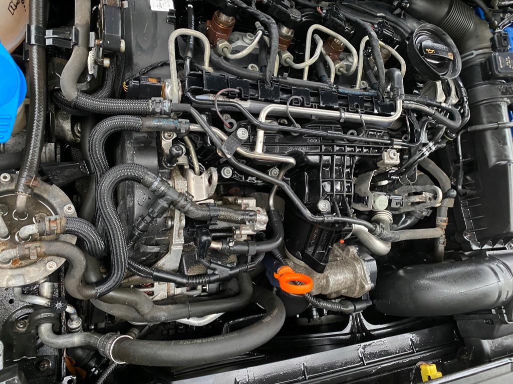 Moteur CAYB — vue 4