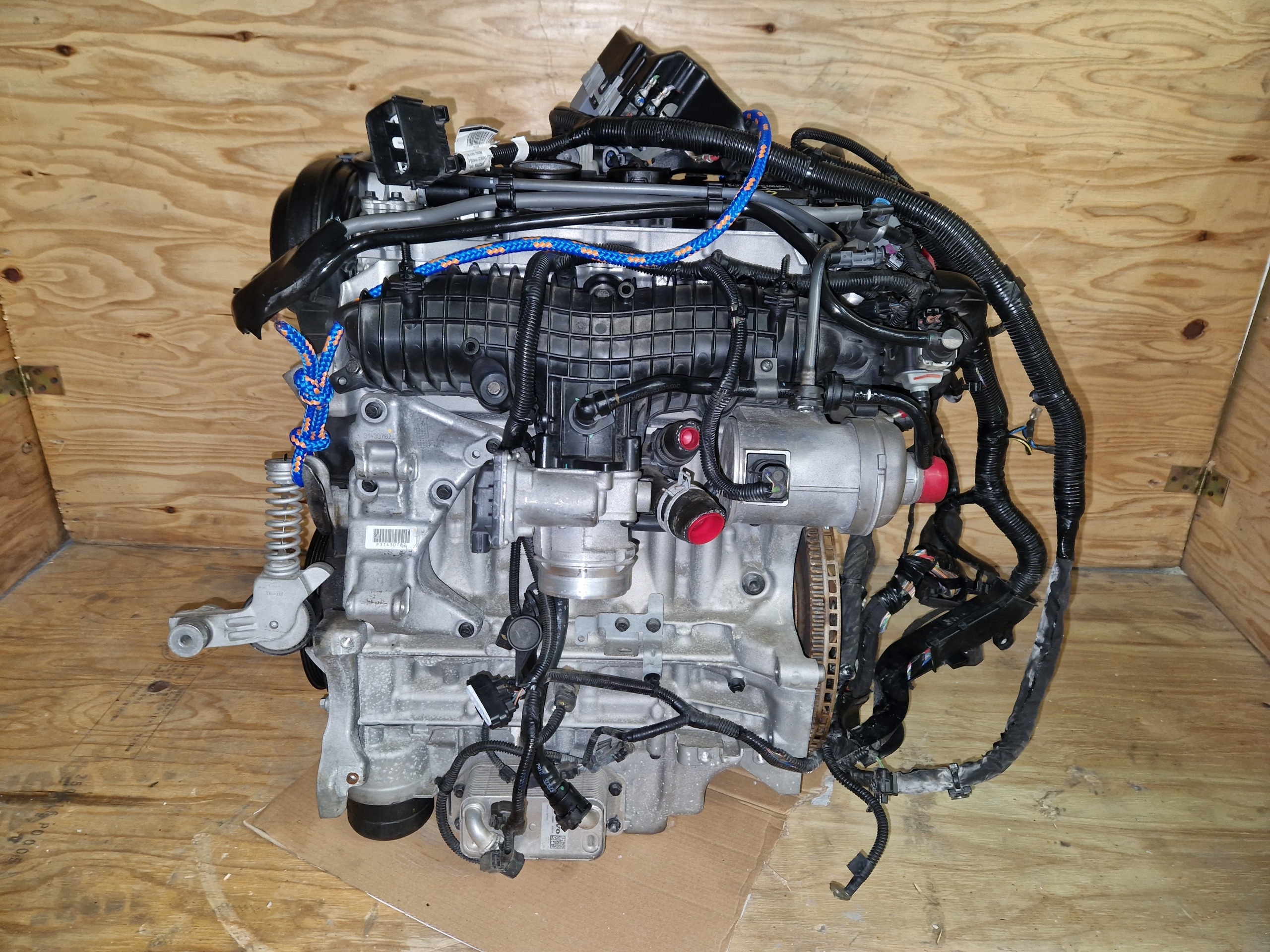 Moteur B 4204 T19 - Image 1