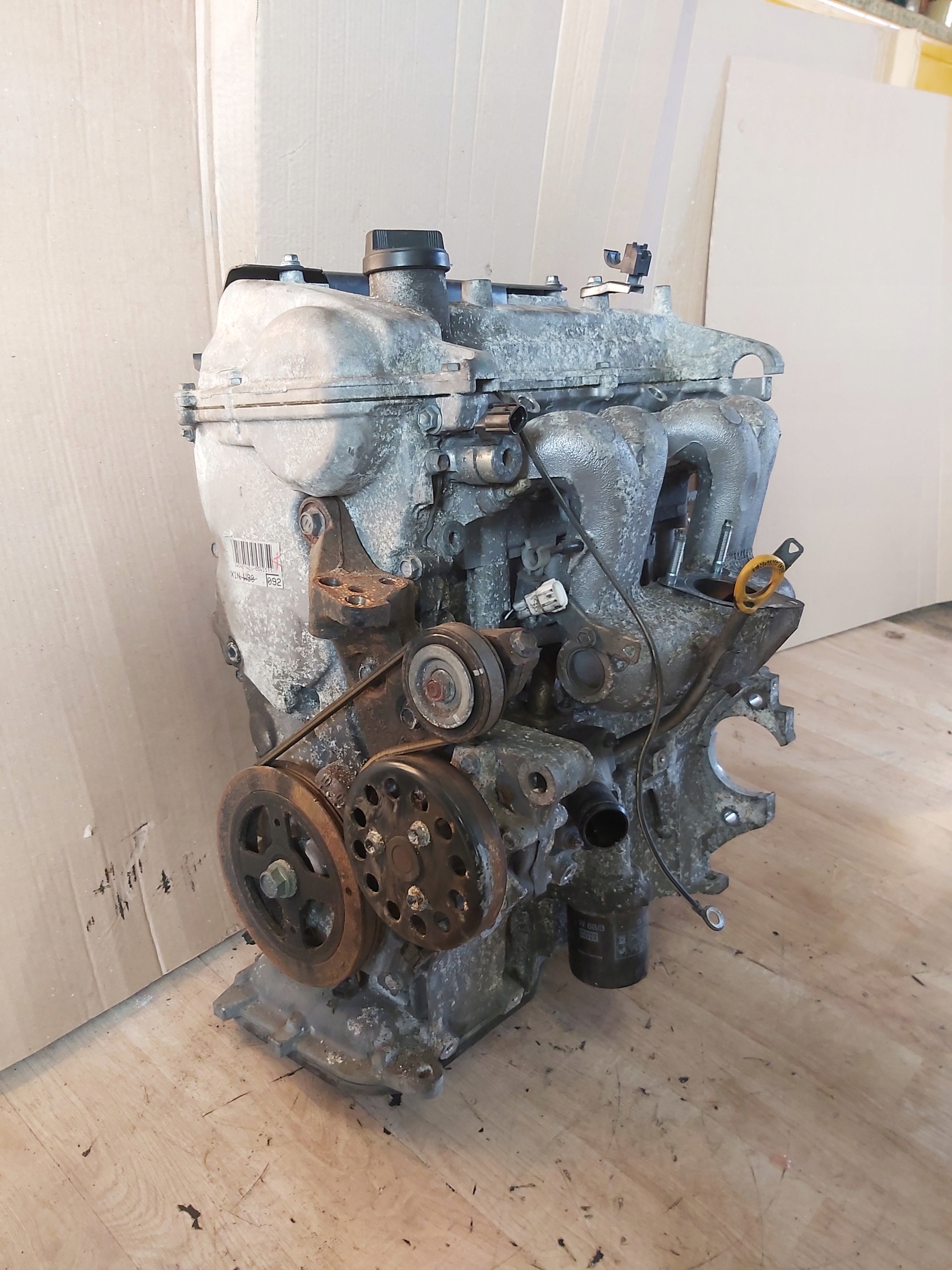 Moteur 1NZ-FXE — vue 2