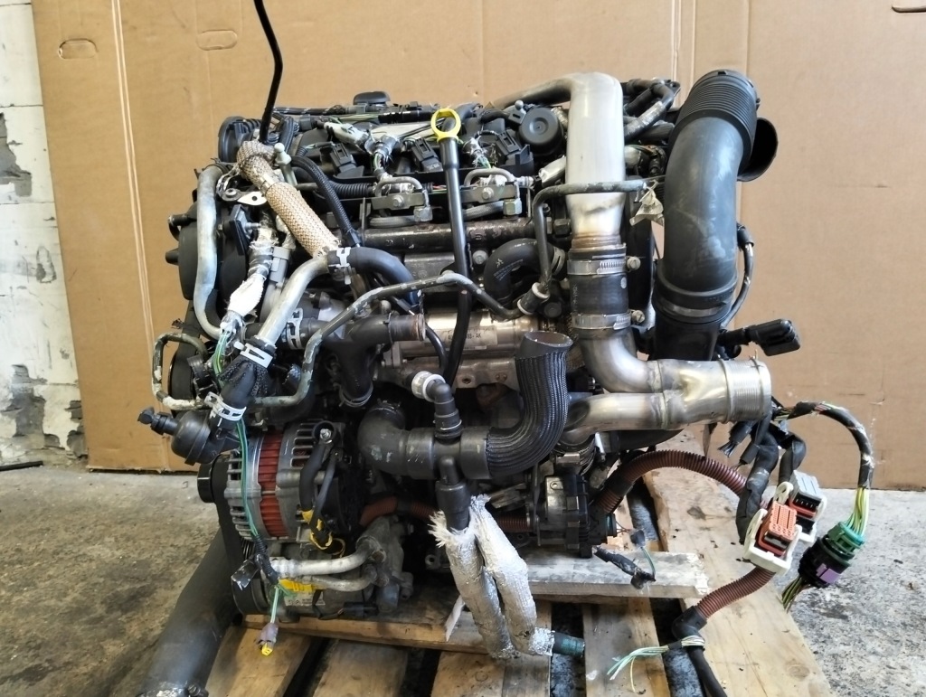 Moteur UHZ (DT17TED4) — vue 5