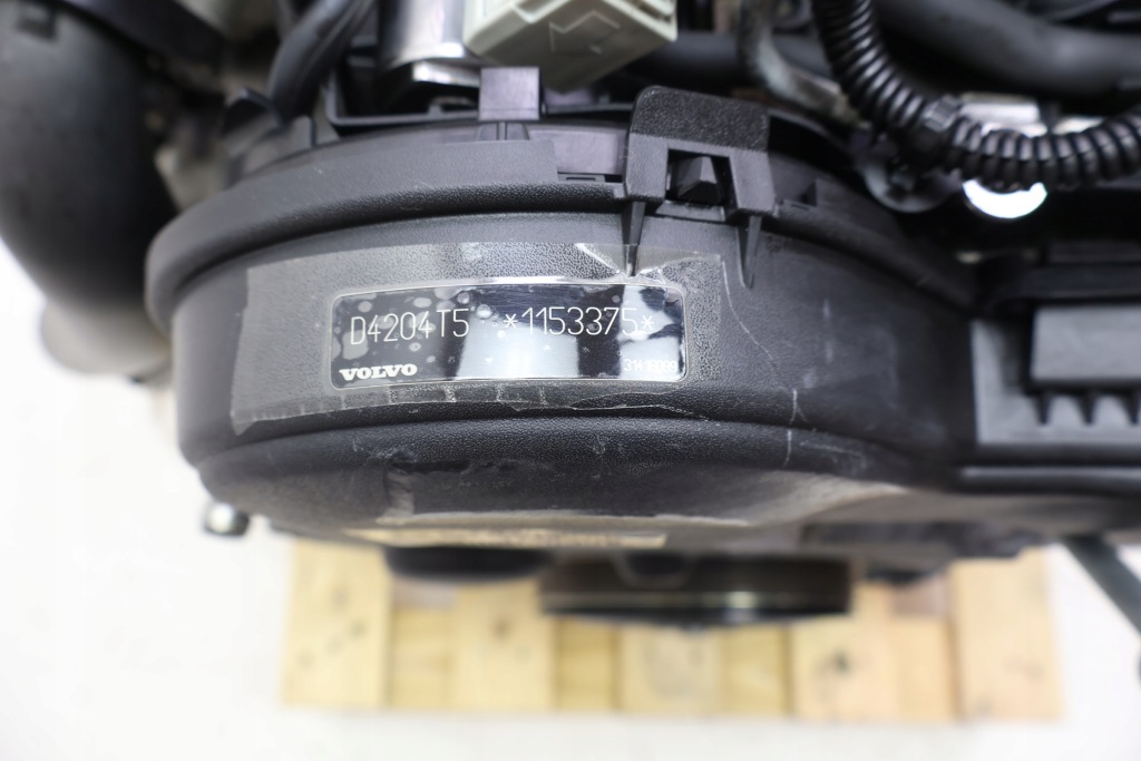 Moteur D 4204 T5 — vue 4