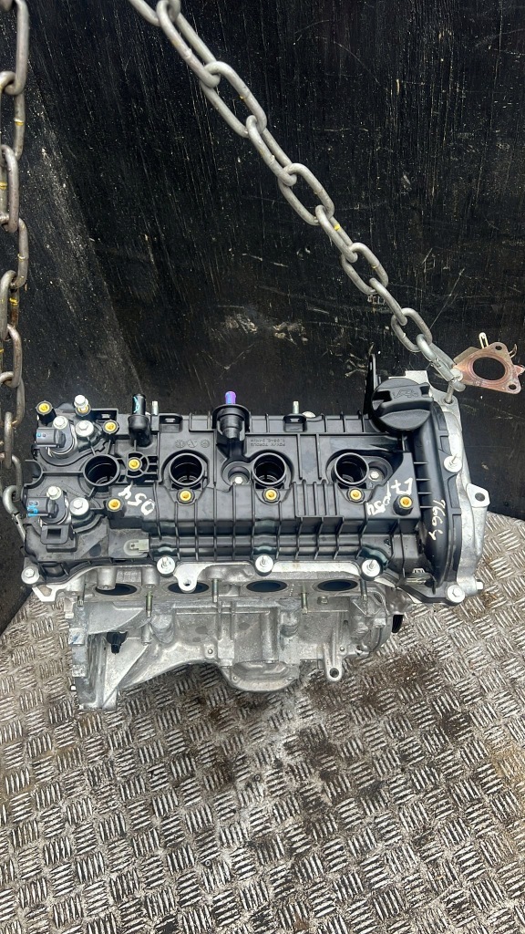 Moteur HR16DE — vue 1
