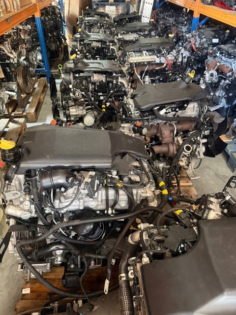 Moteur F1AGL411B — vue 1