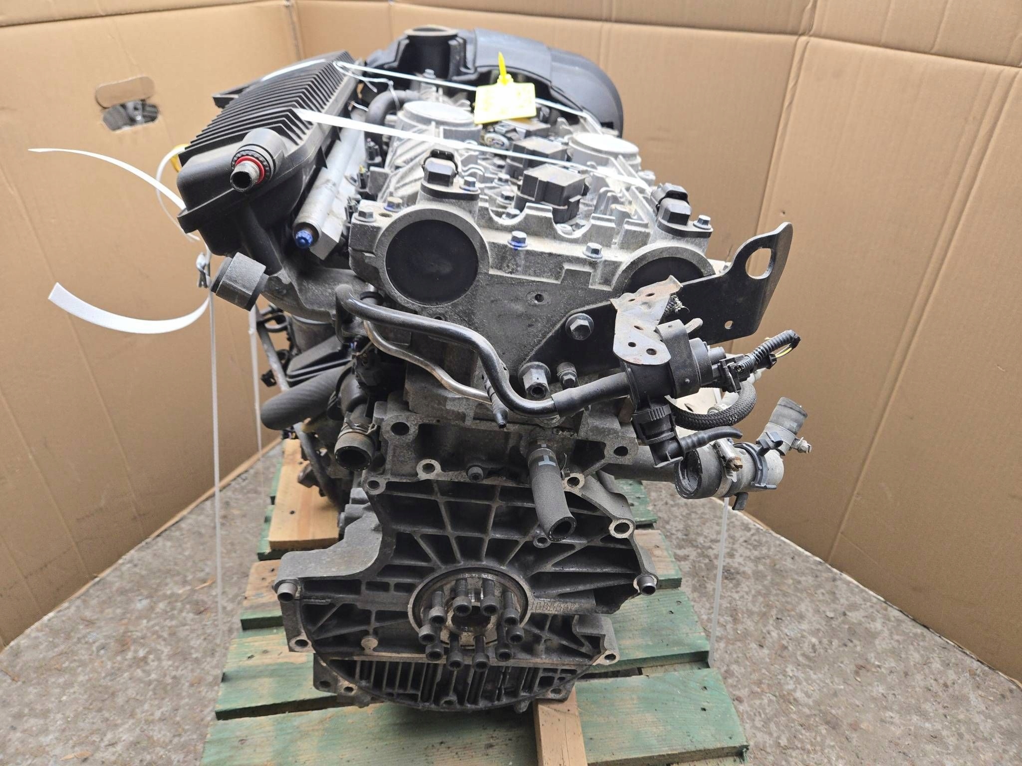 Moteur B 5254 T6 — vue 3