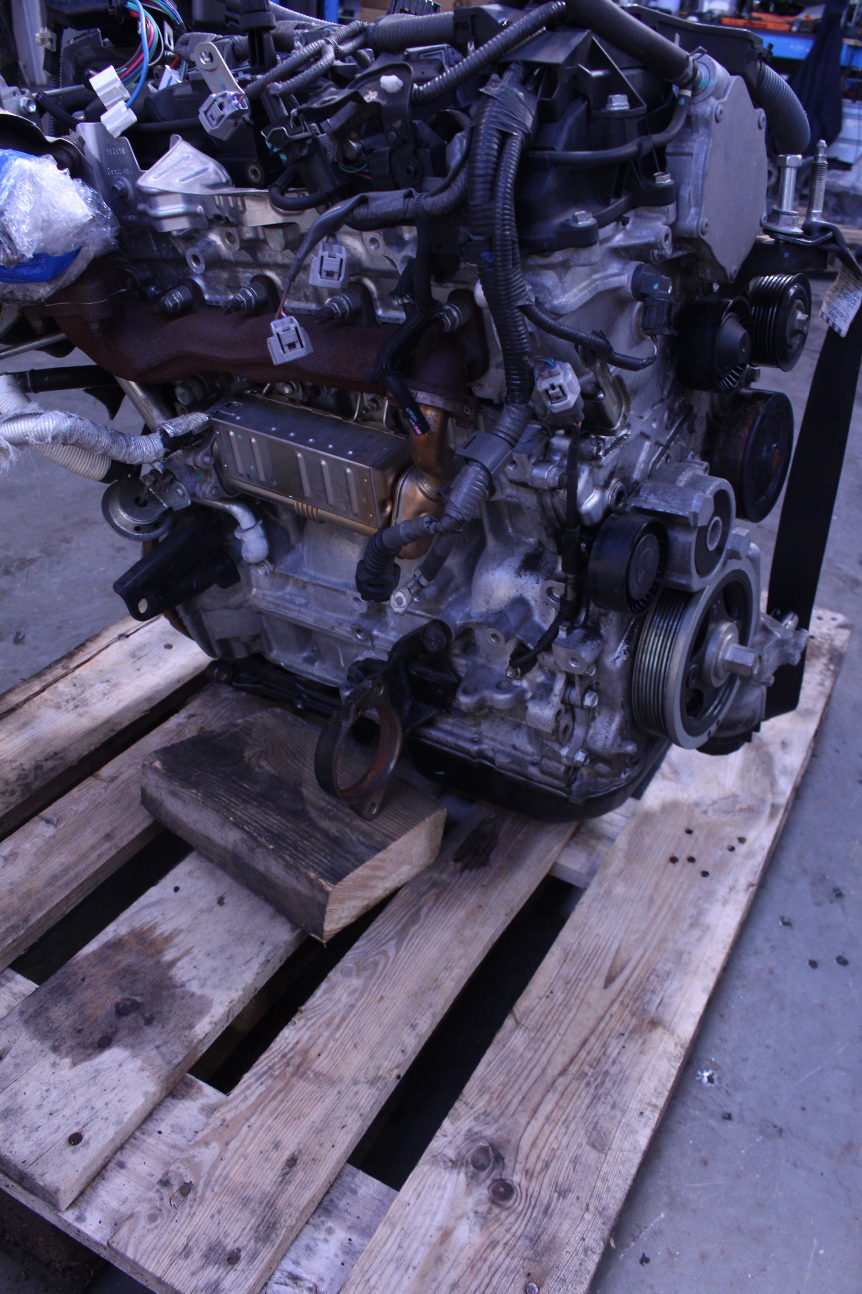 Moteur 1AD-FTV — vue 4