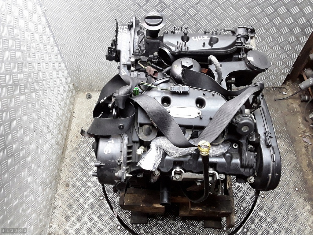 Moteur UHZ (DT17TED4) — vue 1