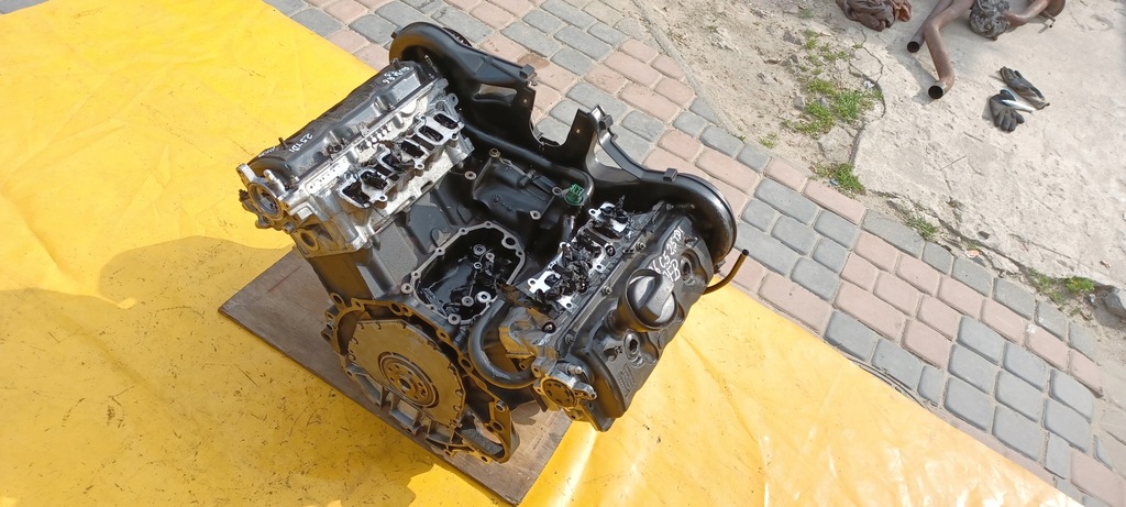 Moteur AFB — vue 4