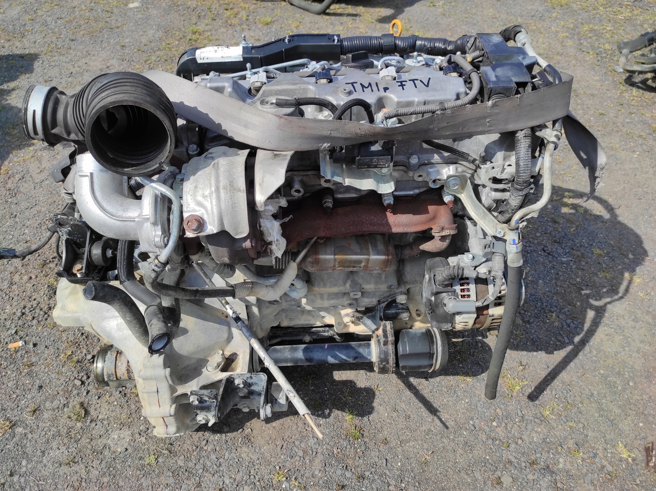 Moteur 1AD-FTV — vue 2