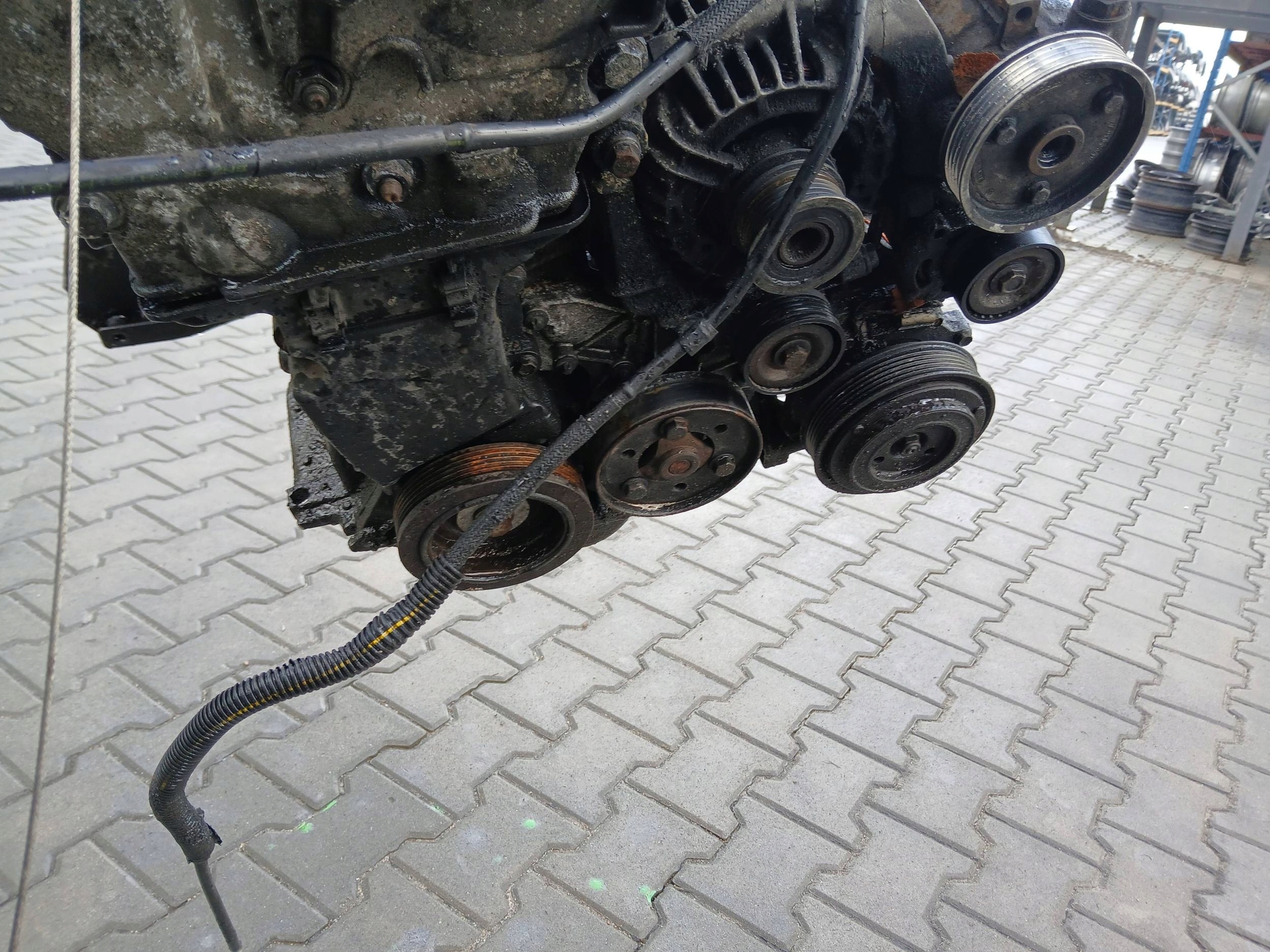 Moteur F4R 700 — vue 6