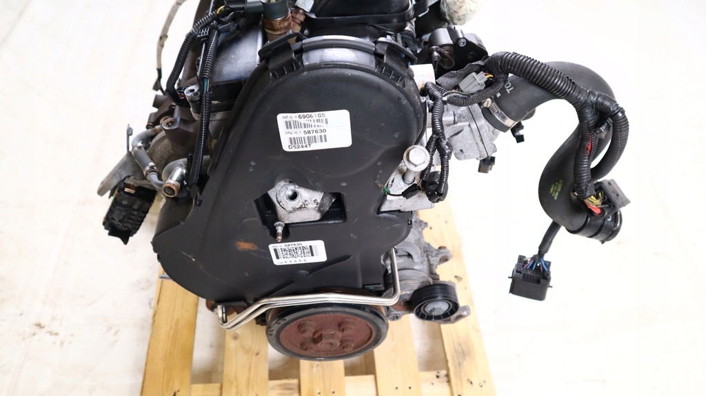 Moteur D 5244 T4 — vue 3