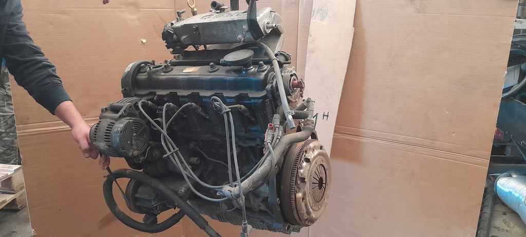 Moteur AAF — vue 2