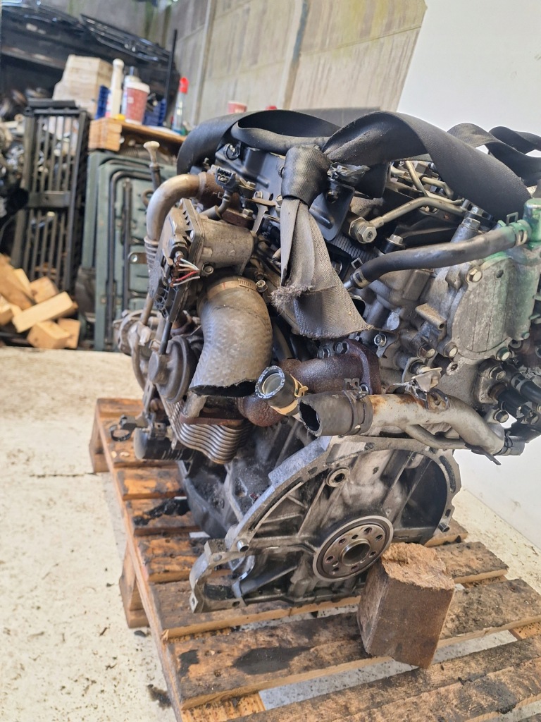 Moteur 4N13 — vue 7