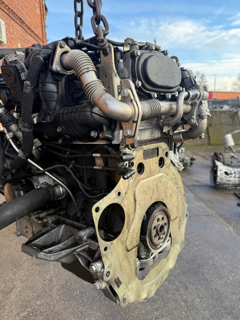 Moteur F1AGL411G — vue 2