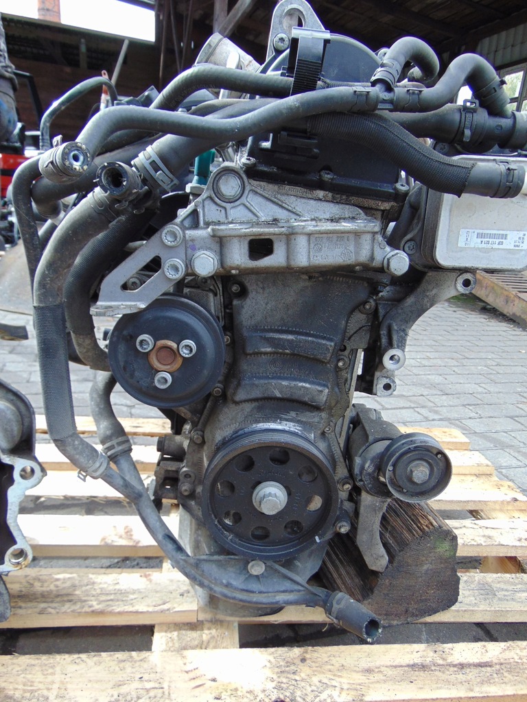 Moteur CBZB — vue 2
