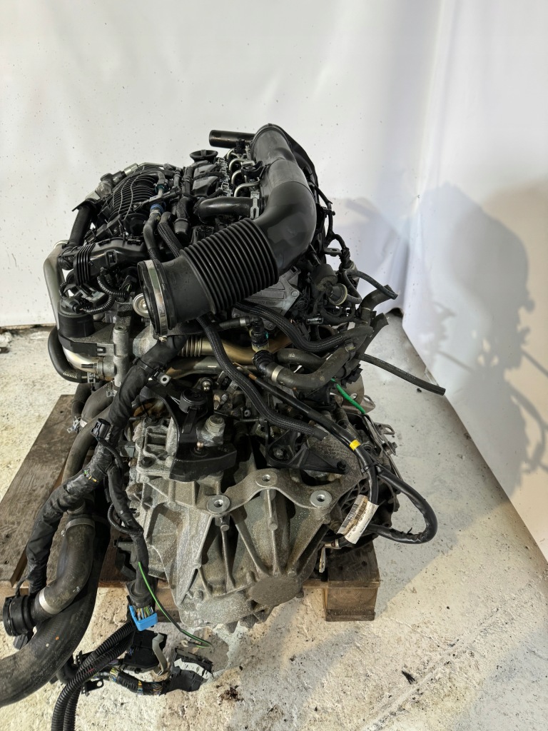 Moteur D 4204 T8 — vue 1