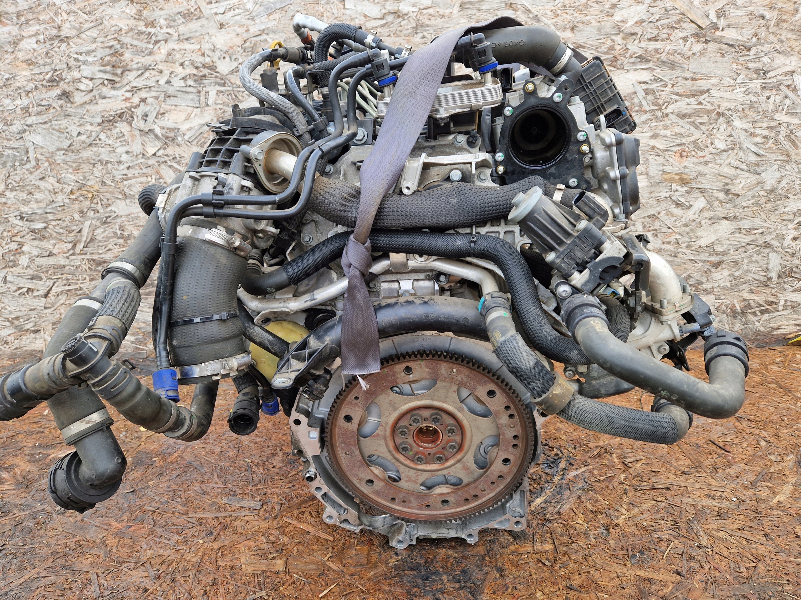 Moteur 204DTD(AJ20D4) — vue 2