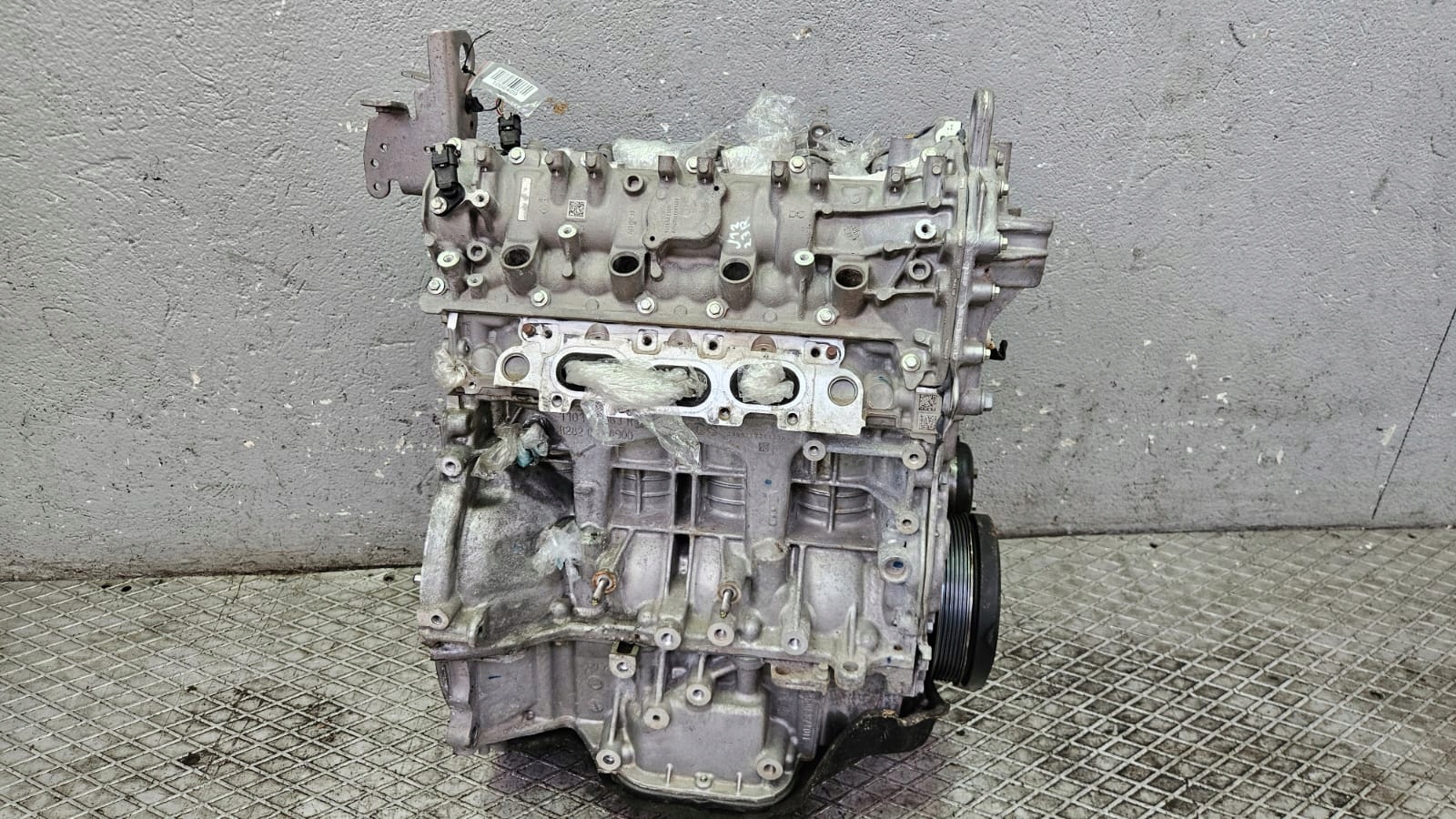 Moteur HR13DDT — vue 1