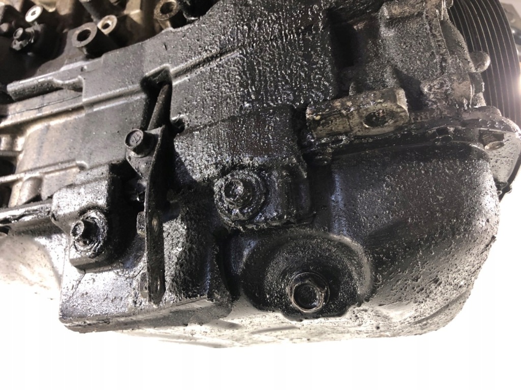Moteur 4N13 — vue 4